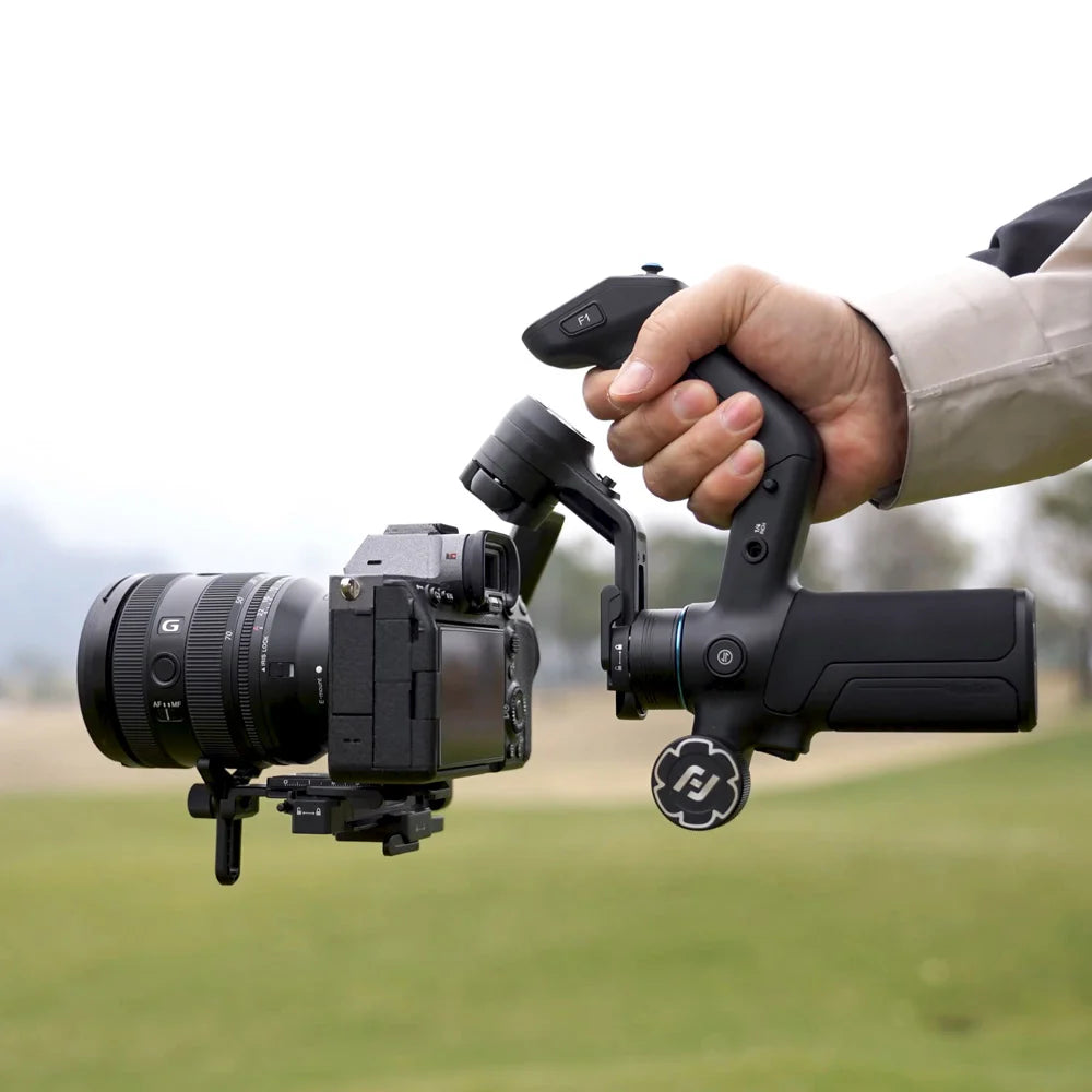 Feiyu SCORP Mini 3 Pro | All-in-One Tracking Gimbal with Remote Feiyu SCORP Mini 3 Pro | All-in-One Tracking Gimbal with Remote