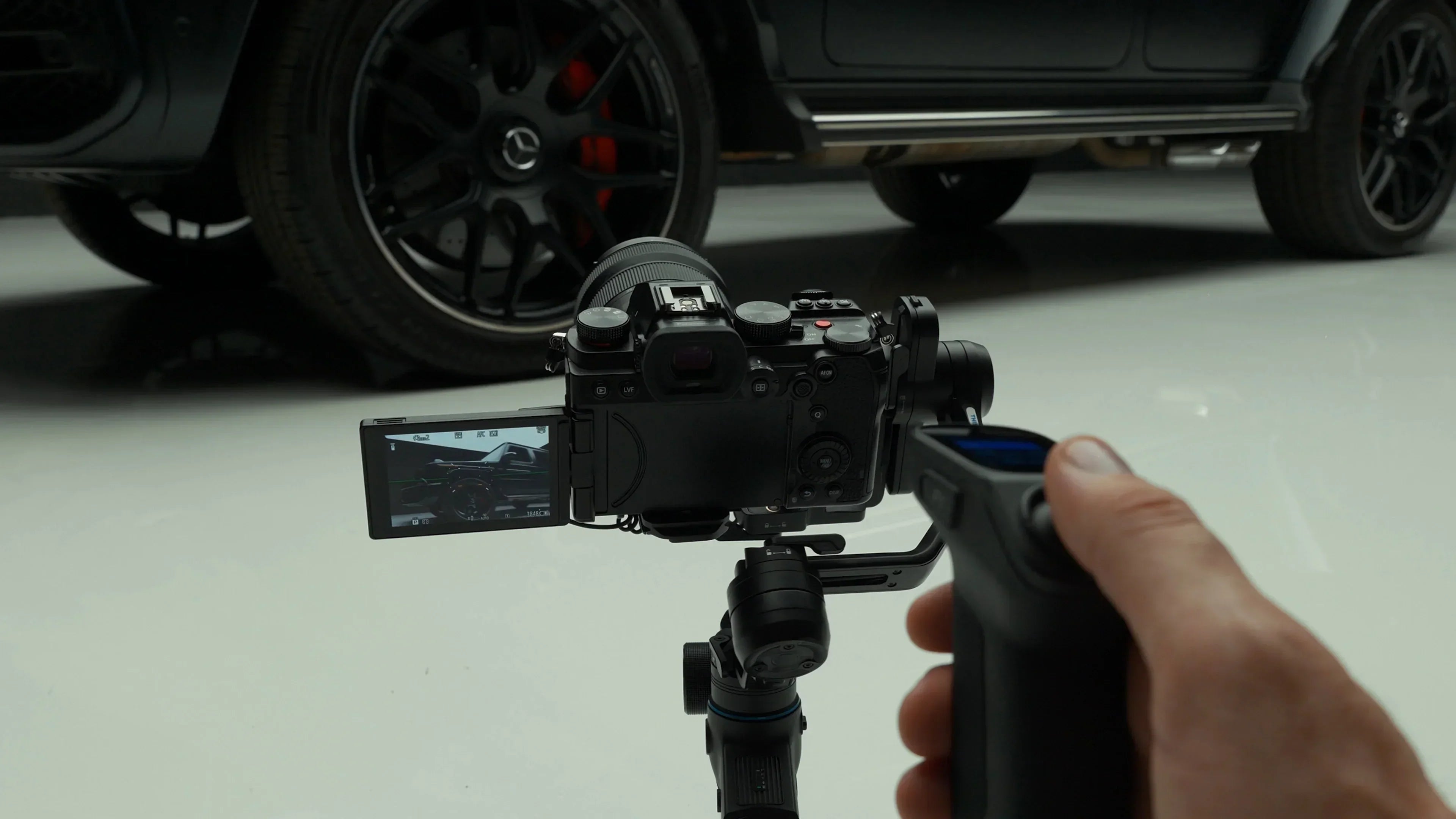 SCORP Mini 3 Pro vs. SCORP 3 — Which Gimbal is Best for Content Creators?